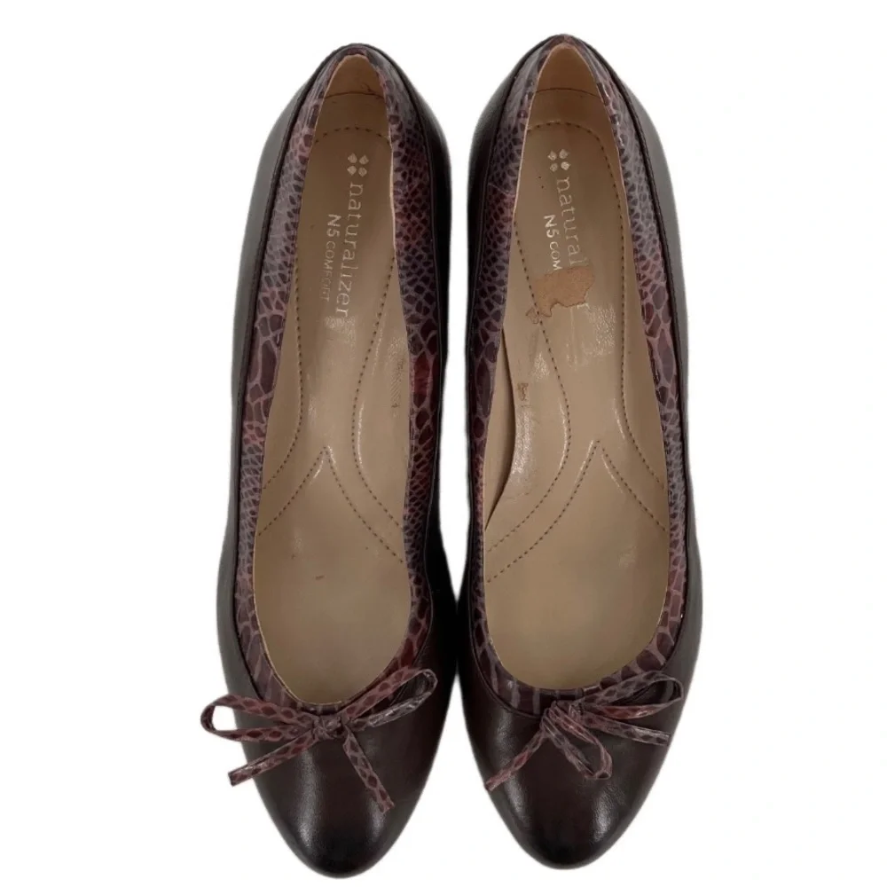 Naturalizer N5 Comfort Quaint heels 10 41.5 brown leather almond toe wedges